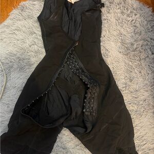 Women's Black FAJA